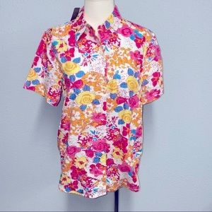 Women’s button down shirt sz S nwt